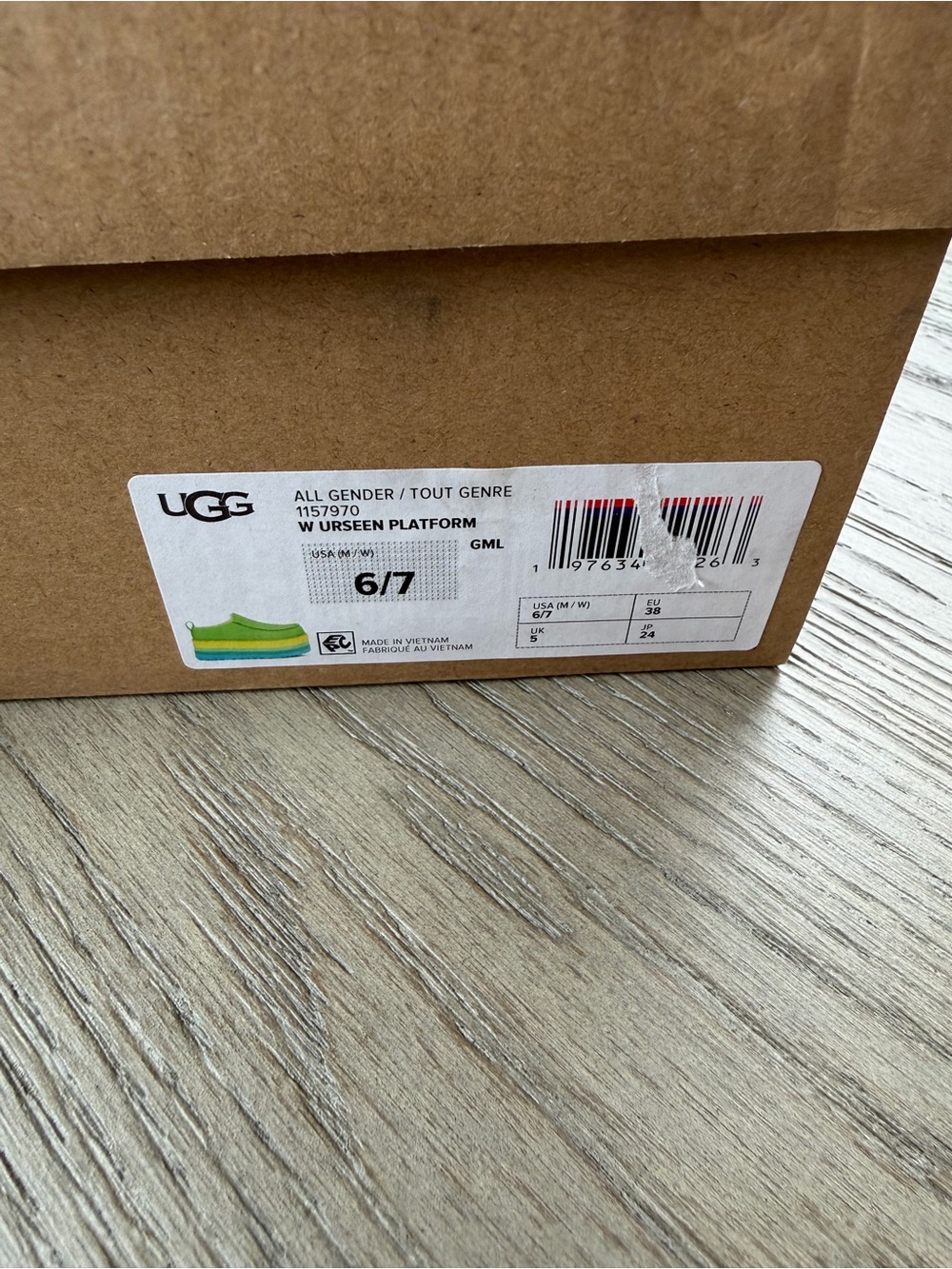 UGG Urseen Platform Shoes. Brand new in the box. Women’s size 7. - Picture 8 of 10